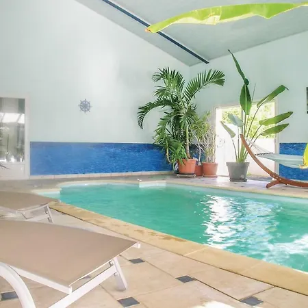 Two-bedroom Holiday In Sur Mer Dom wakacyjny LʼAiguillon-sur-Mer