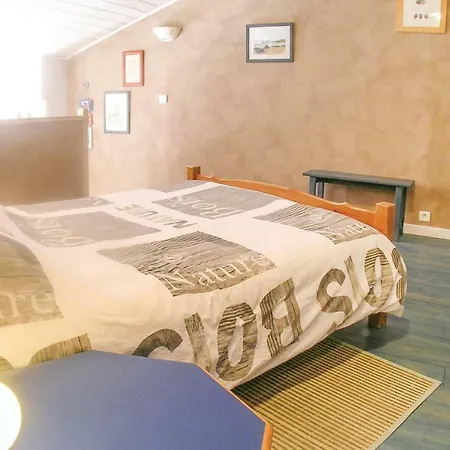 Two-bedroom Holiday In Sur Mer * LʼAiguillon-sur-Mer