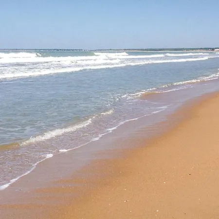 Dom wakacyjny Two-bedroom Holiday In Sur Mer *